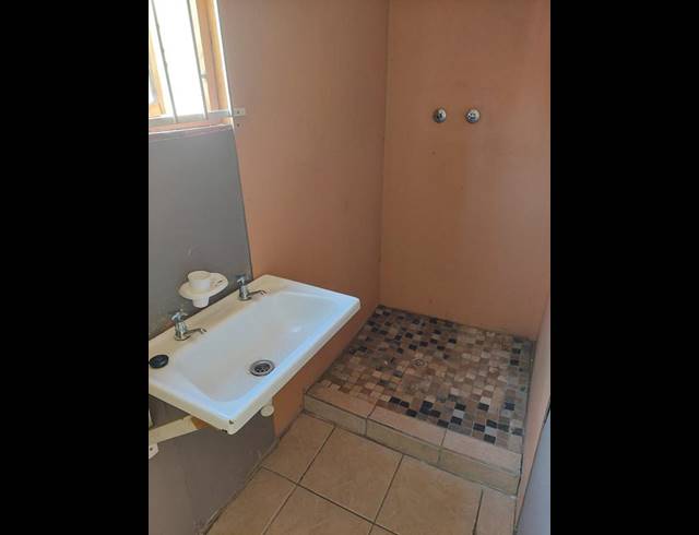 1 BEDROOM PROPERTY TO RENT IN KUILS RIVER SOUTH